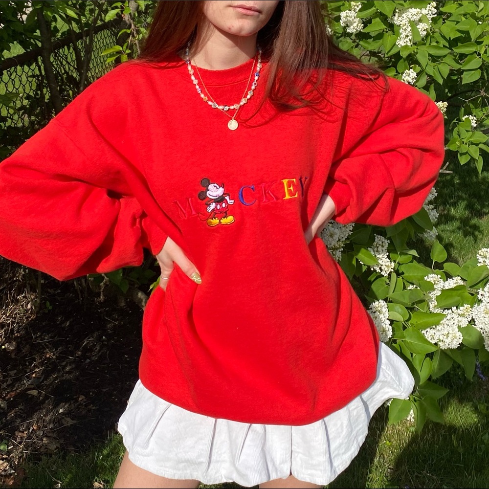 Embroidered red Mickey Mouse long crewneck!